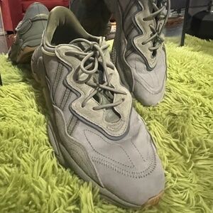 Grey Men’s 12 Ozweego Adidas